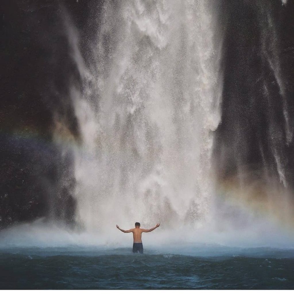 Rainbow in your eyes !! dont confess Indonesian if not to Lombok !! #jalan2…