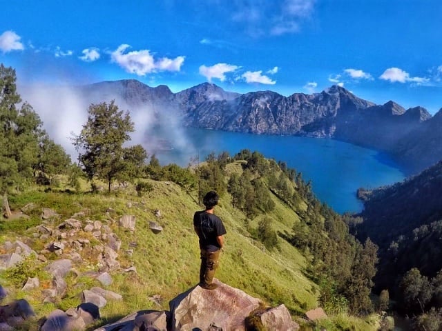 apaun keadaannya tetap berdiri lelahku adalah motivasiku untuk tetap berdiri tegak melawan come #tripwithiandazhar&hellip;