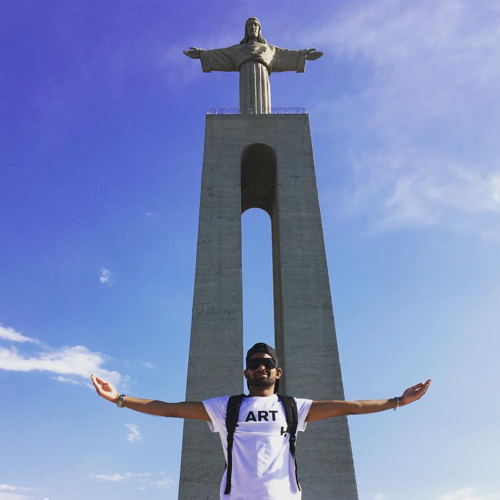 Lisbon, Portugal ???????? | Almada | ▫️ ▫️▫️▫️ #iamtb #travelpics #portugal #gaysuitcase #postcard #gayboy&hellip;