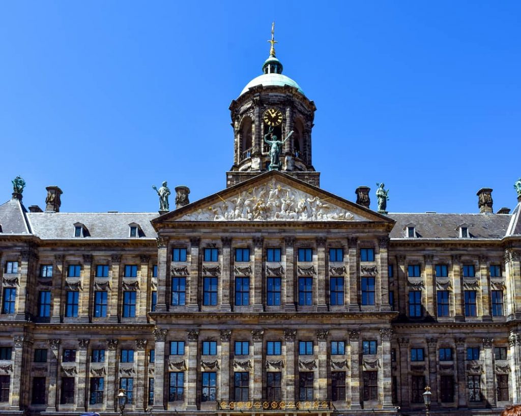 Palacio real de Amsterdam ____________________ #europe #holanda #netherlands #holland #ww_life #traveler #travelgram #destinations #backpacking&hellip;