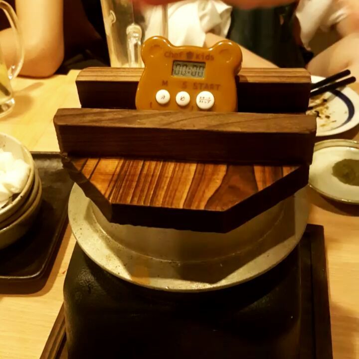 Have been waiting for 25 min^^