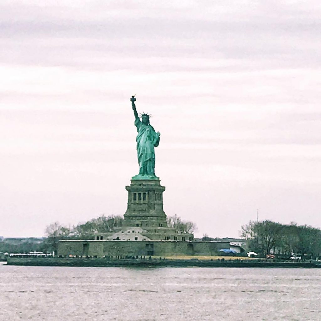 Dalsi z NY symbolu. Uprimne jsem byla sklamana – Ta socha je mala, jak&hellip;