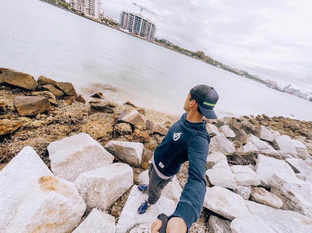 Miami, always have a great point of view!! #labluekombi #dowhatyoulove #gopro #gopole #travelblog