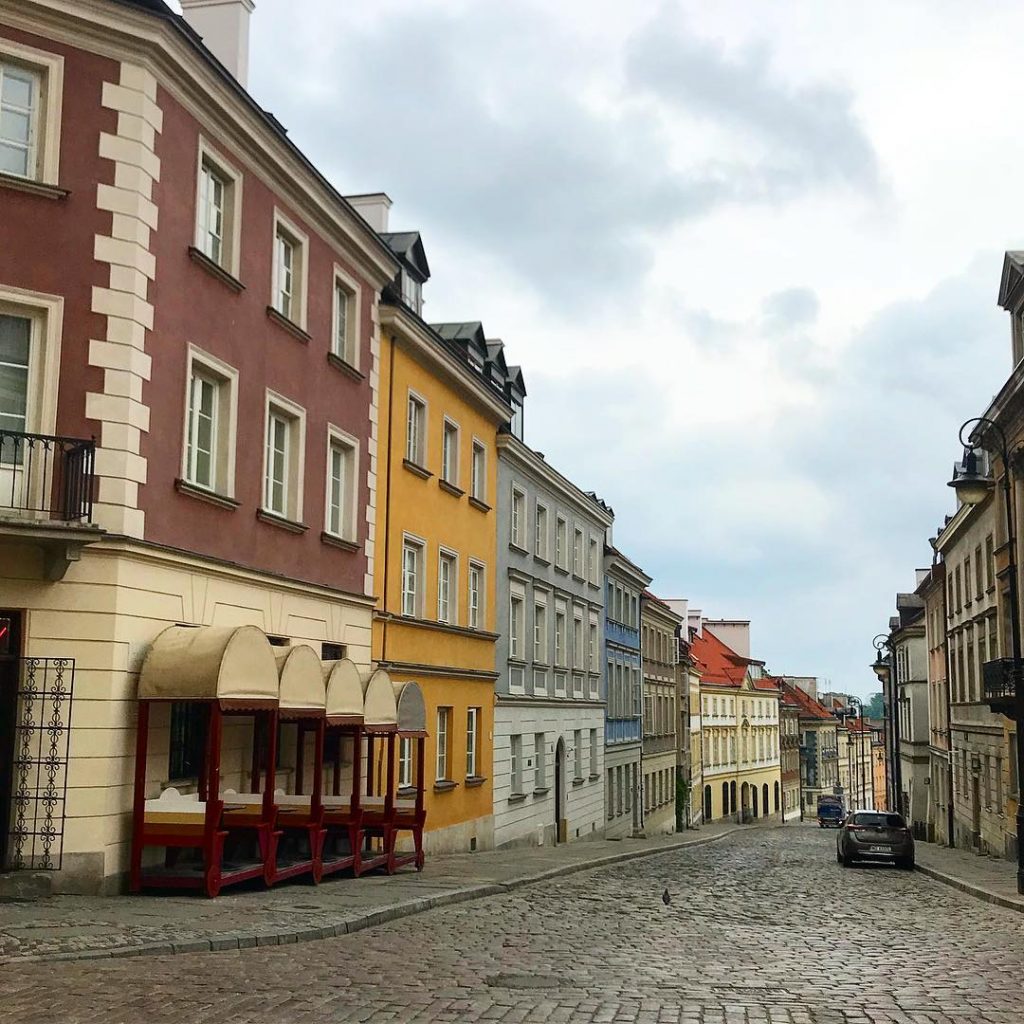 Rather cloudy wander in Warsaw ️ ???????? ???????? ???????? #travellingtheworld #authenticliving #naturephotography #love #epic_captures&hellip;