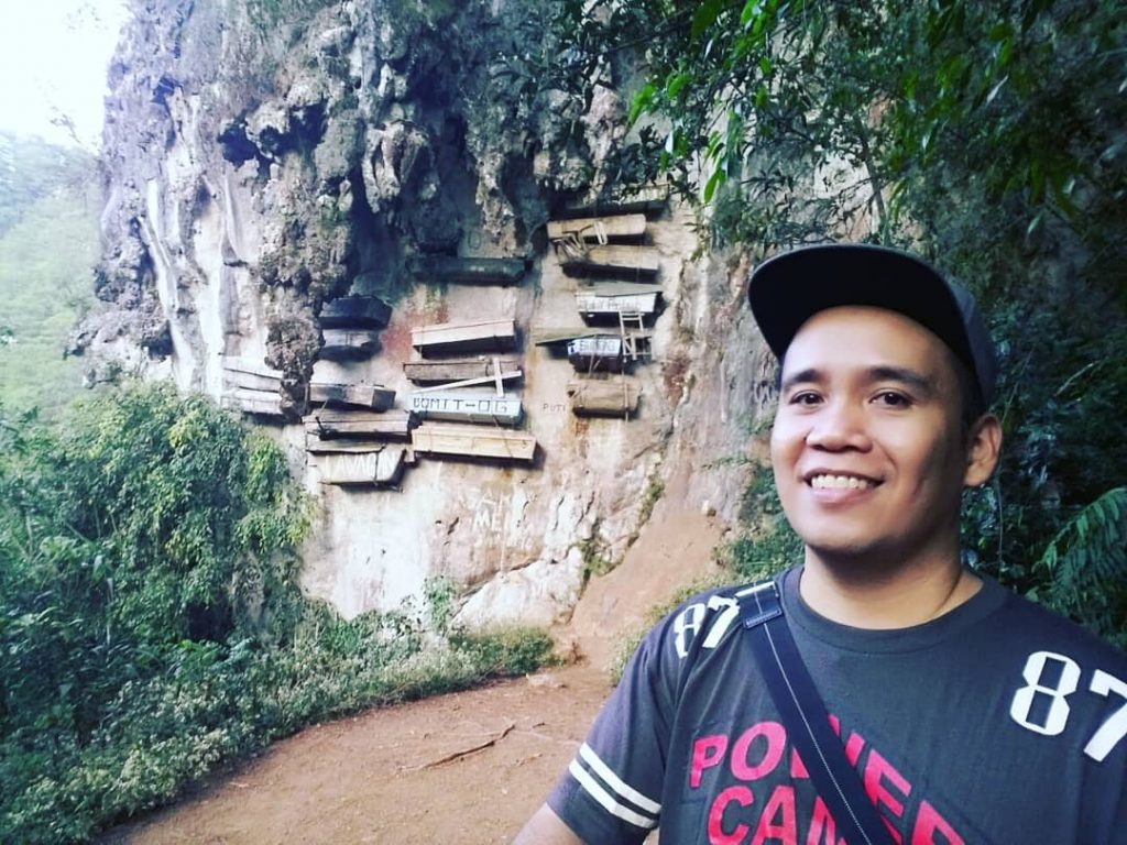 Famous hanging #coffins of #Sagada #travelawesome #travelphotography #summer #travel #photography #photographyislife #photographylovers #photoart #awesome…