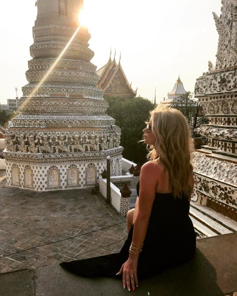 Sunset in Bangkok ️???????? #watarun #thailand #bangkok #sunset #thai #traveler #traveling #instathailand #temple #instadaily…