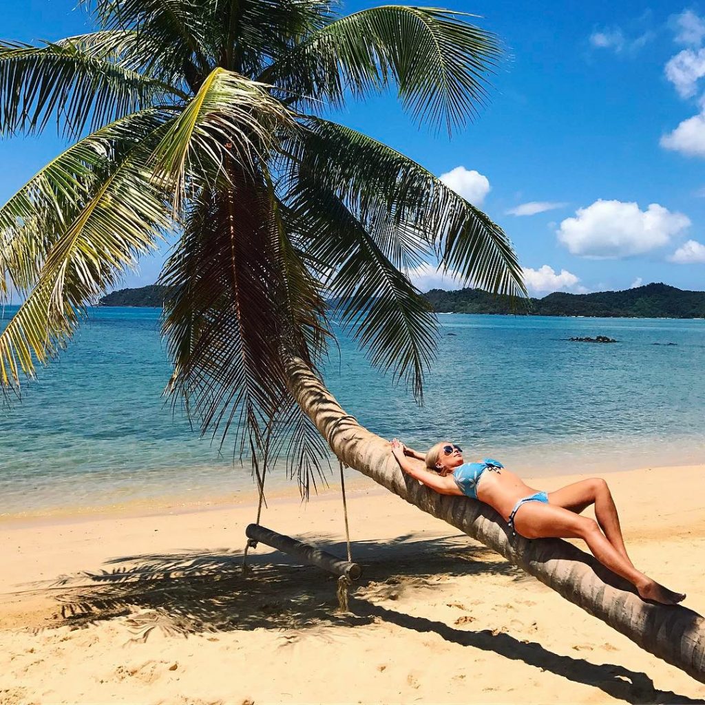 Sleeping girl ️ #kohmakisland #thailand #palmtrees #girl #relax #blonde #blondgirl #slovakgirl #traveler #traveling #paradise…