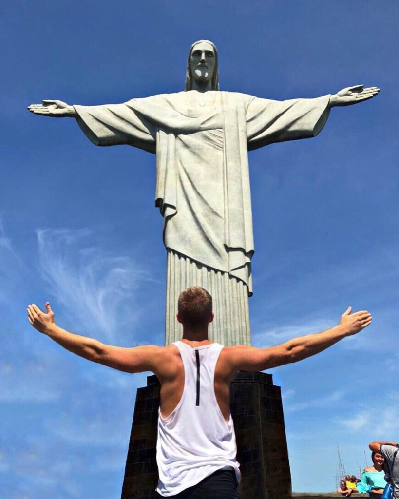 Feel free with BNESIM infinity . Free from roaming . Free from any charges&hellip;