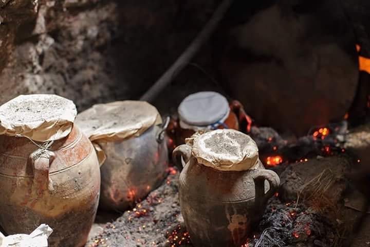 Marrakech cooking classes #tanjia #travelpic #travelphotography #traveltheworld #travellife #travelblogger #cactus #culture #colors #withlocal #bnesimppl&hellip;