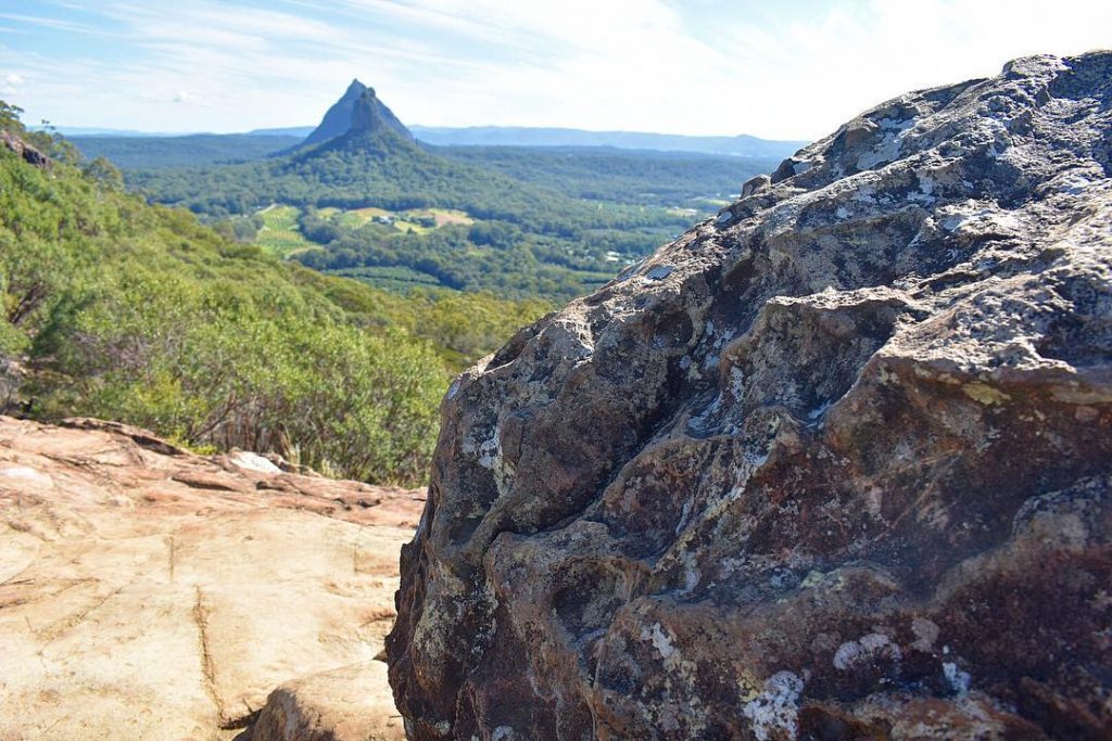 This View was #travelphotography #travelblogger #travel #australia #australien #photography #nikon #backpack #glasshousemountains #details #view…