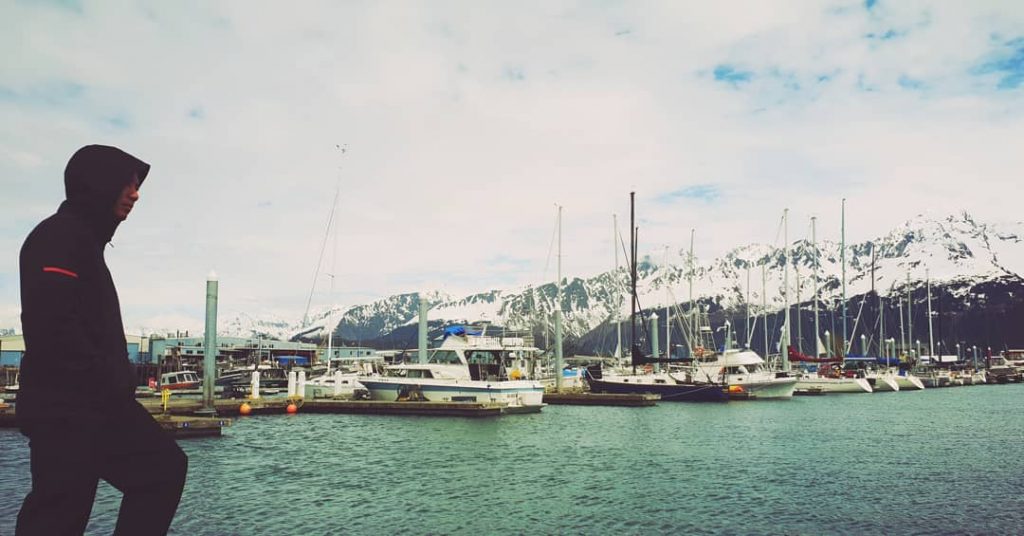 Just enjoy the mountain view . . . . . #seward #alaska #travelblogger #traveling…