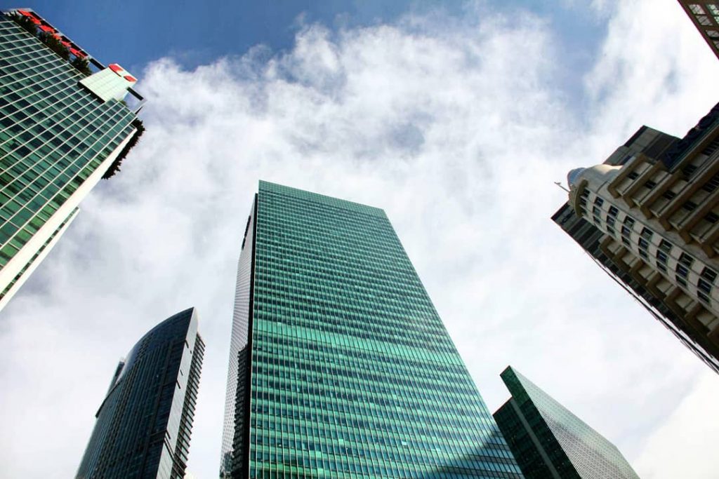 City full of high buildings !*!*! . . . . #trip #travelawesome #travelrepost #travelblogger&hellip;