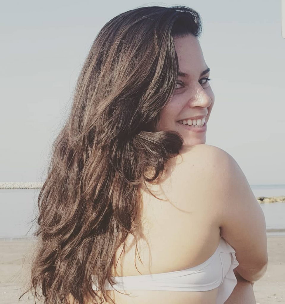 Tão natural como a luz do dia!️ . . . #wave #beach #middleeast #jojoaround&hellip;