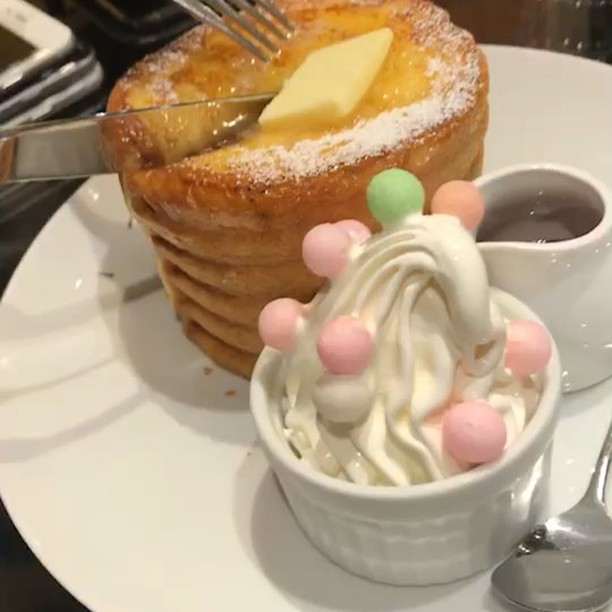 ???? バターとろとろのフレンチトースト . #写真好きな人と繋がりたい #写真撮ってる人と繋がりたい #ファインダー越しの私の世界 #カメラ女子 #関西 #個人 #CANON #EOS #Kissx8i #canonphotos #picture&hellip;