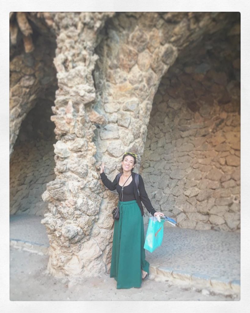 Big #smiles from Park Güell • • #tb #tbf #throwback #traveltips #TravelAwesome #alwaysbetraveling #Spain…