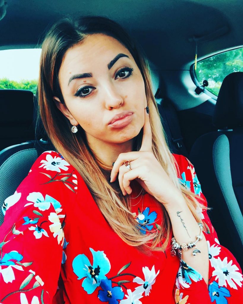 Friday funday ???? #friday #mood #instamode #instagood #instafashion #bnesimppl #daventry #uk #work #workandtravel #weekend&hellip;