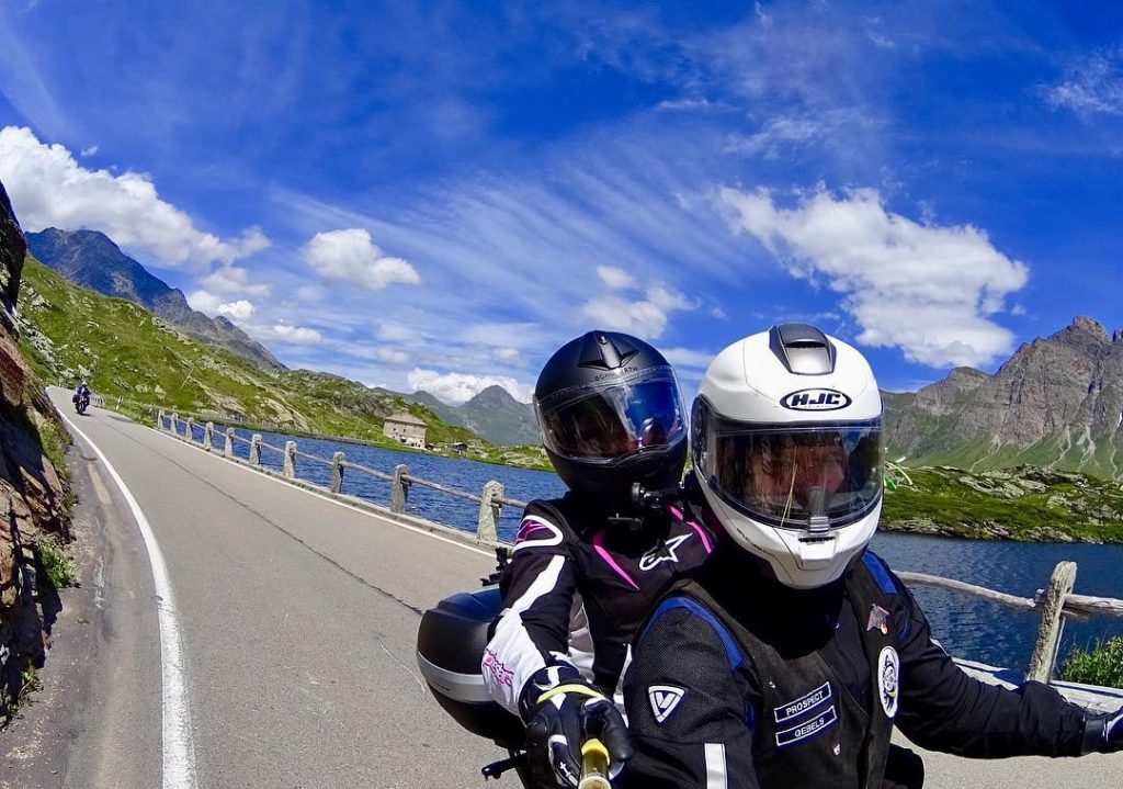 San Bernardino, Szwajcaria???????? #sanbernardino #switzerland #2017 #memories #alps #mountains #motorcycle #twowheels #motorcycletrip #yamaha #mt09tracer&hellip;