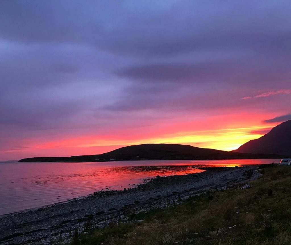 Now that’s what I call sunset #ncvw500 ???????????????????????? ???????????????????????? ???????????????????????? #travellingtheworld #authenticliving #naturephotography #love…