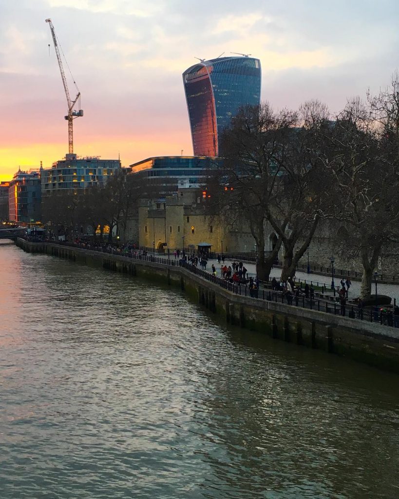 The Thames ???? • A beautiful view of the river Thames from the Tower…