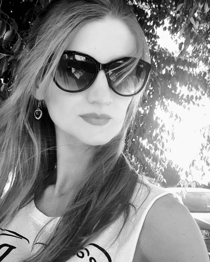 Словила себя на мысле, что у меня мало селфи-фотографий, исправляюсь ???? Хотя, честно, не…