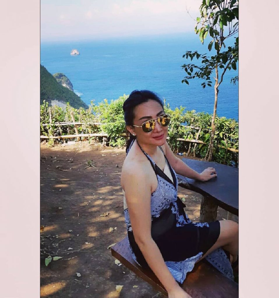 #selfie #blog #blogger #sea #ocean #naturephotography #travelphotography #travelblog #travelblogger #travelling #traveller #travel #bnesimppl #earthescope&hellip;