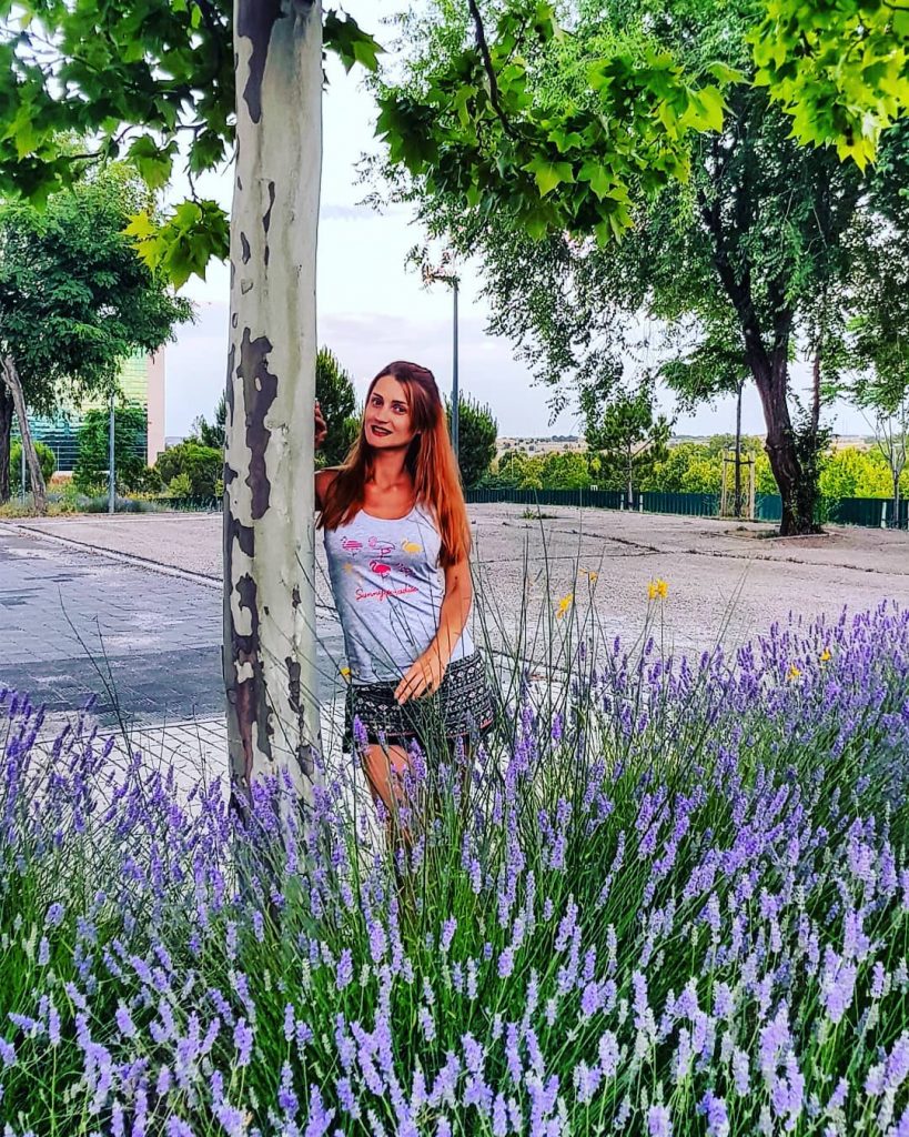 Нашла лаванду возле дома – кусочек Франции _______________ #spain #alcobendas #travelling #travelislife #travelgoals #travelblogger&hellip;