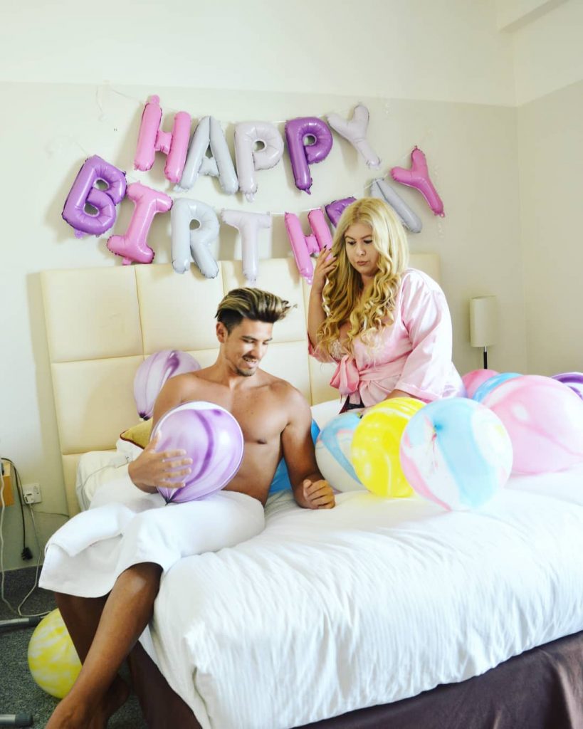 The best birthday suprise . . . . #birthdaygirl #birthday #birthdayfun #suprise #dubai #dubai_mall&hellip;