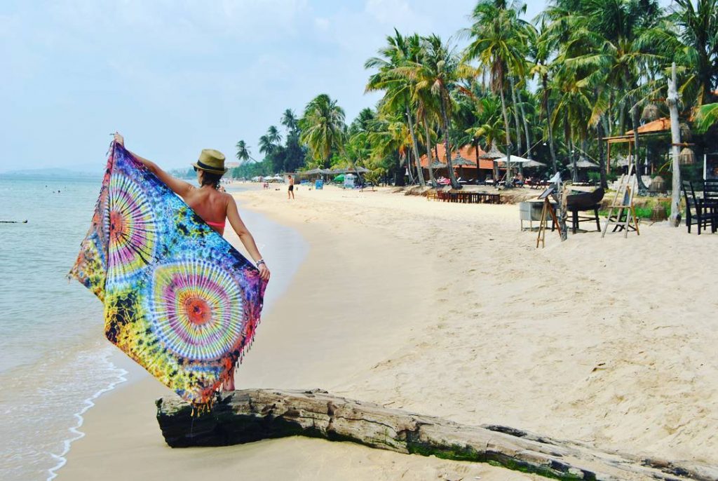 Colorines #phuquoc #phuquocisland #ilovevietnam #asia #vietnam #beautiful #travel #travelblog #travelbook #awesome #backpacking #paradiseisland #backpackers…