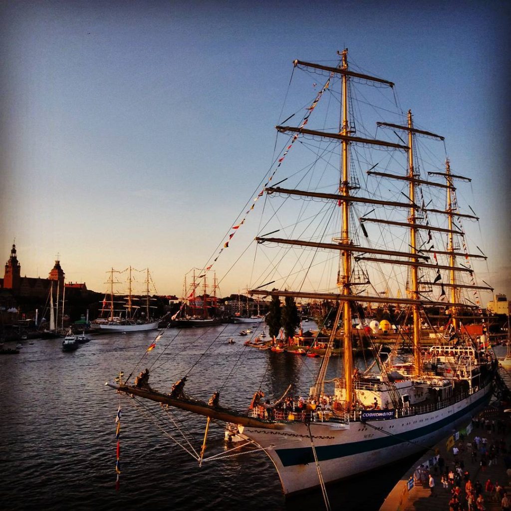 Wyjątkowe chwile tylko w Szczecinie :) #regaty #żaglowce #tsr #Szczecin #2017 #thetallshipsraces #Poland #bnesimppl