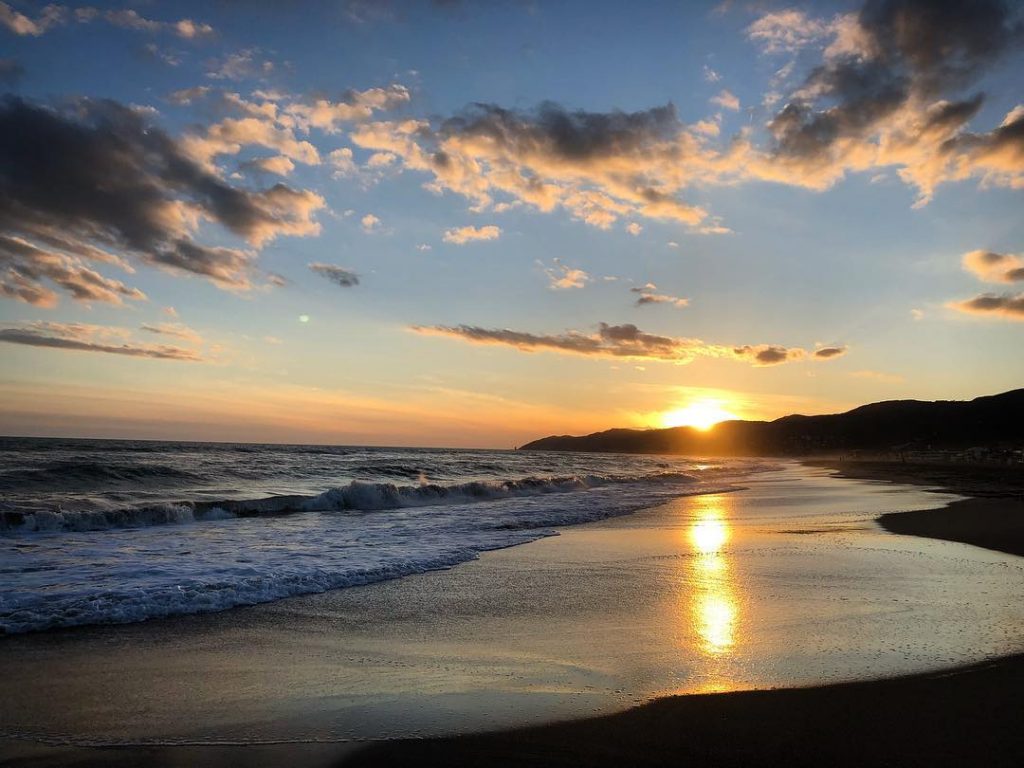 Sunset on the Spanish coast . . . . . . . #barcelona #spain…