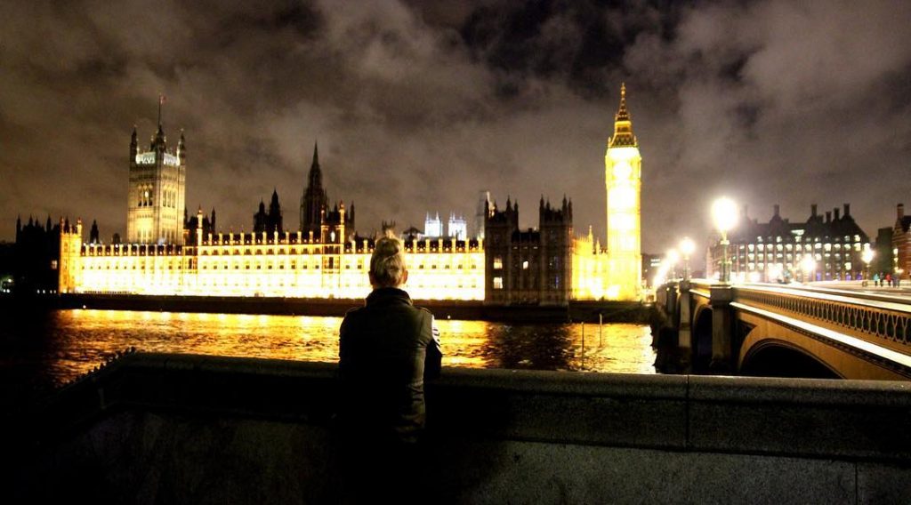 London by night #london #großbritannien #bigben #night #nightphotography #photooftheday #travel #travelblogger #travelphotography #städtetrip #iamtb…