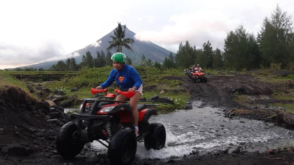 Pinatindog ug kagat labi pa yan. Hahaha! #lavatrail #ride #atv #MayonVolcano #inaweoftheArtist #itsmorefuninthephilippines #challenge…