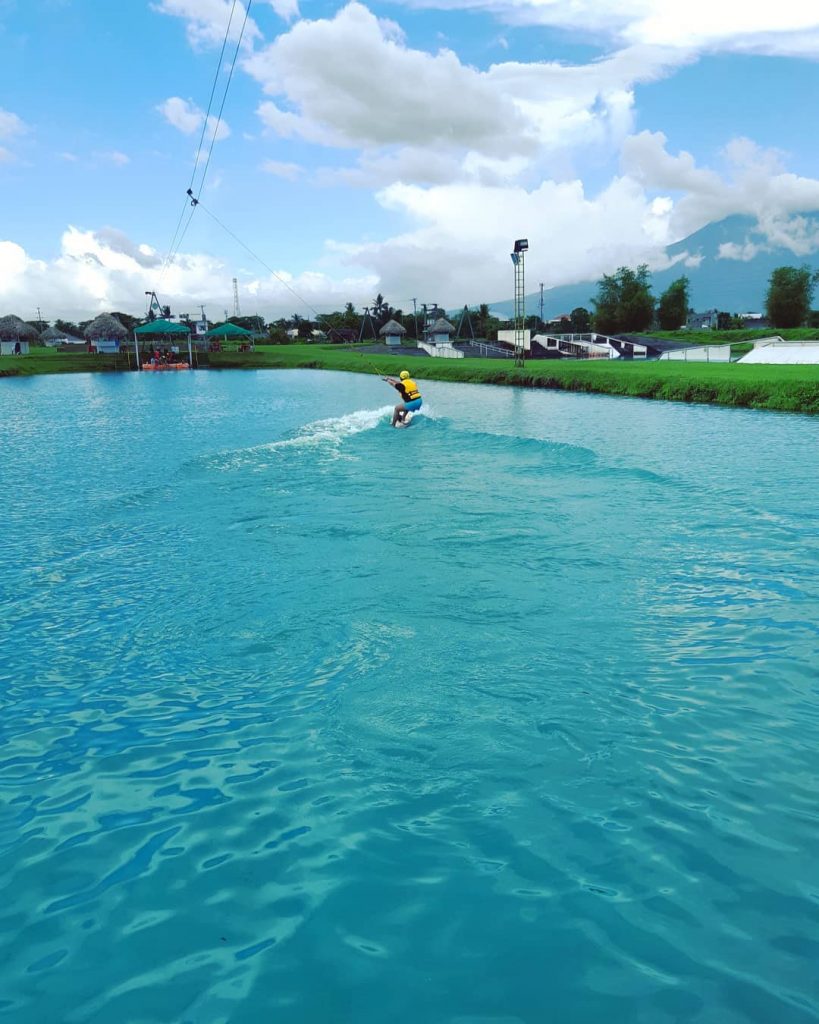 Ride like there’s no tomorrow.‍️ #wakeboarding #watersport #photooftheday #adventure #igdaily #itsmorefuninthephilippines #boardshortskindoflife #summer2018 #camsur…