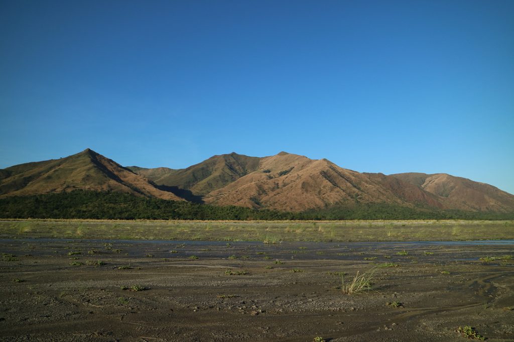 #throwback #trek #trekking #climbing #hike #hiking #mountain #mountpinatubo #pinatubo #rocks #greengrass #zambales #philippines #travel&hellip;