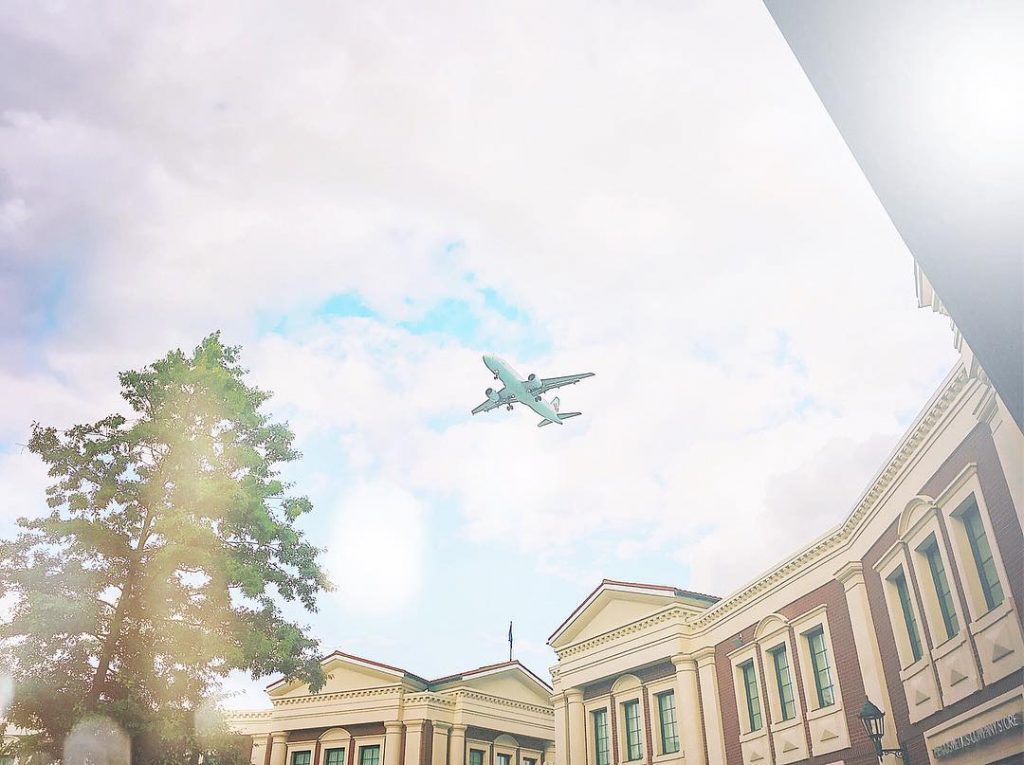 想飛⋯ Time to travel. #GDworld遊世界