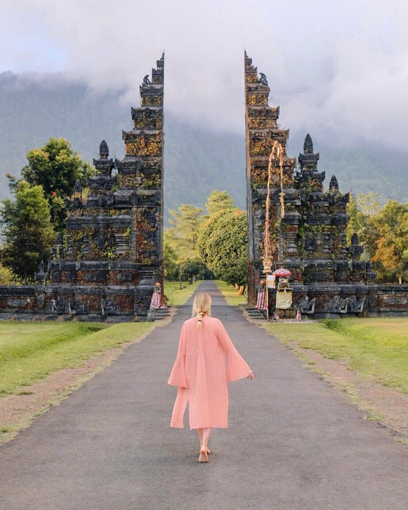 The more I see the less I know for sure – John Lennon Bali’deki…