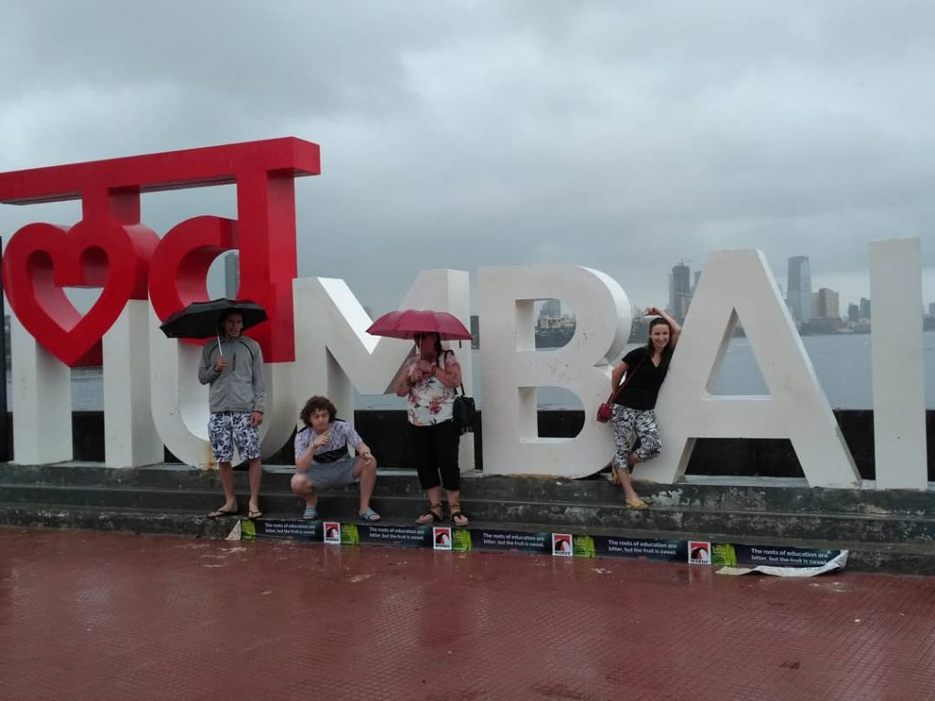 Let the journey of 2 months exploring India begin with Mumbai. #instatravel #bnesimppl