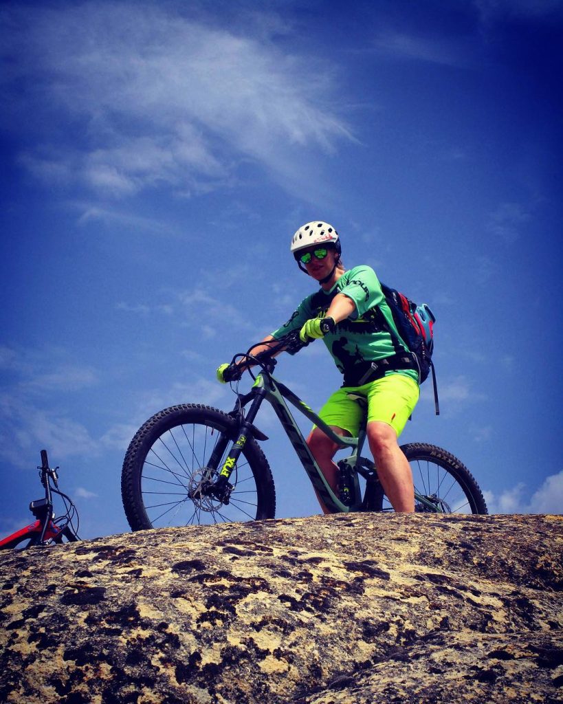 #BIKEGIRL #RIDELIKEAGIRL #BIKEGIRLS #GIRLSONBIKES #VENUSBIKES #BIKEPORN #CYCLINGPHOTO #CYCLINGPHOTOGRAPHY #CYCLINGSELFIE #CYCLINGSHOTS #CYCLINGPICS #CYCLESTYLE #CYCLECHIC #ROADPORN&hellip;