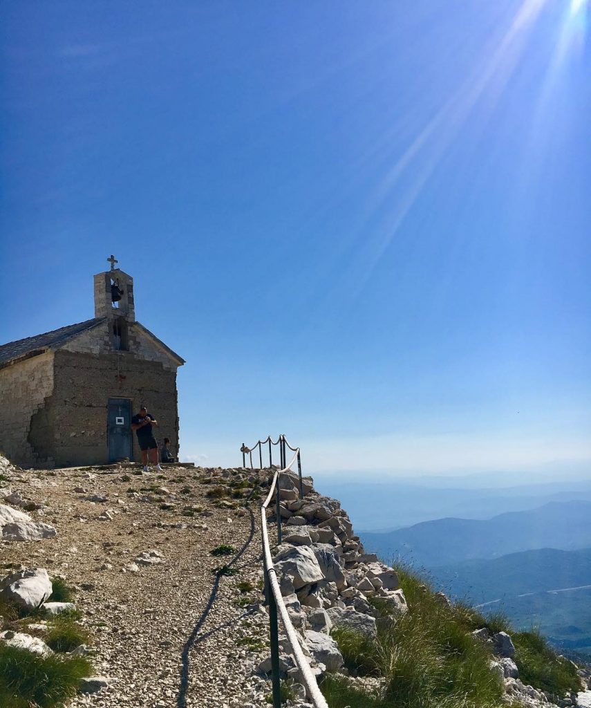 Sv. Jure Chorwacja???????? #makarskariviera #svetijure #biokovo #biokovonationalpark #croatia #mountain #2018 #thebestplaceintheworld #holidays #trip #triplovers&hellip;