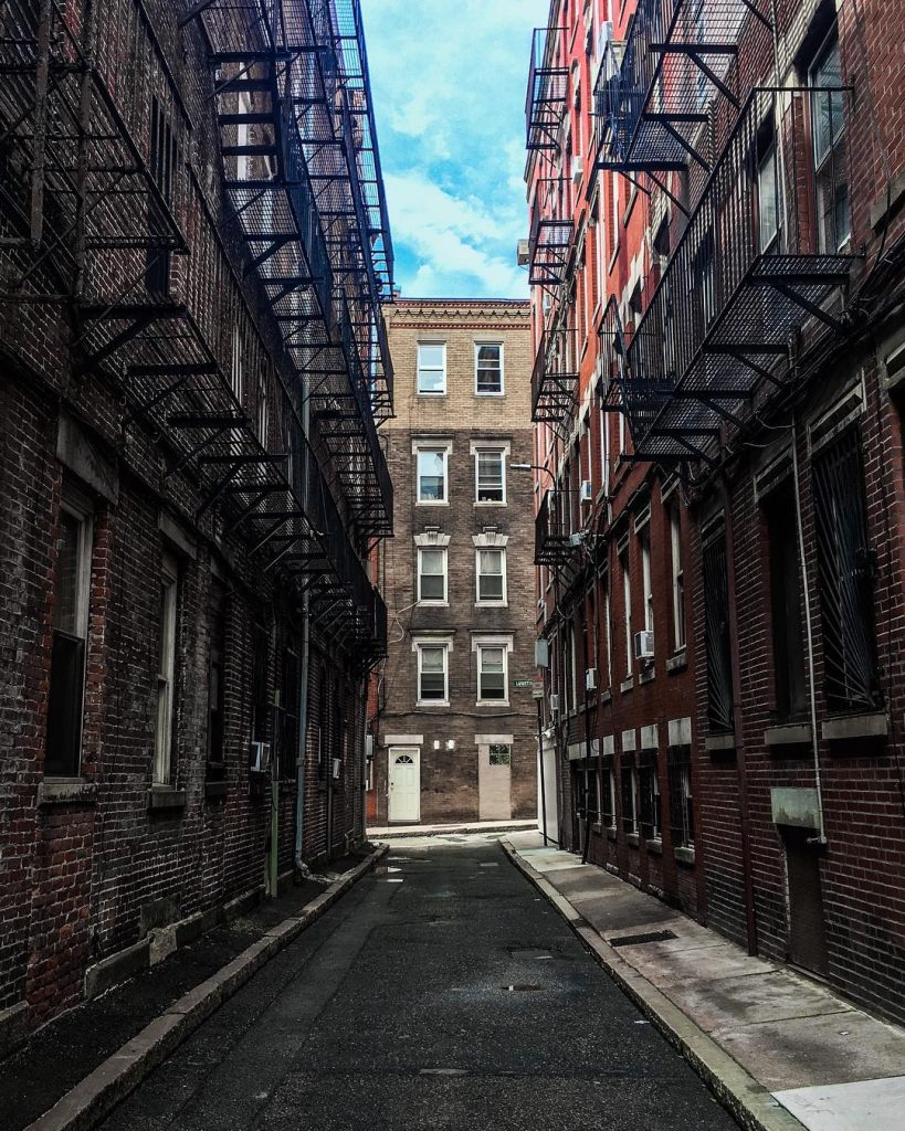 The North End ???? • In the early 20th century, the North End was…