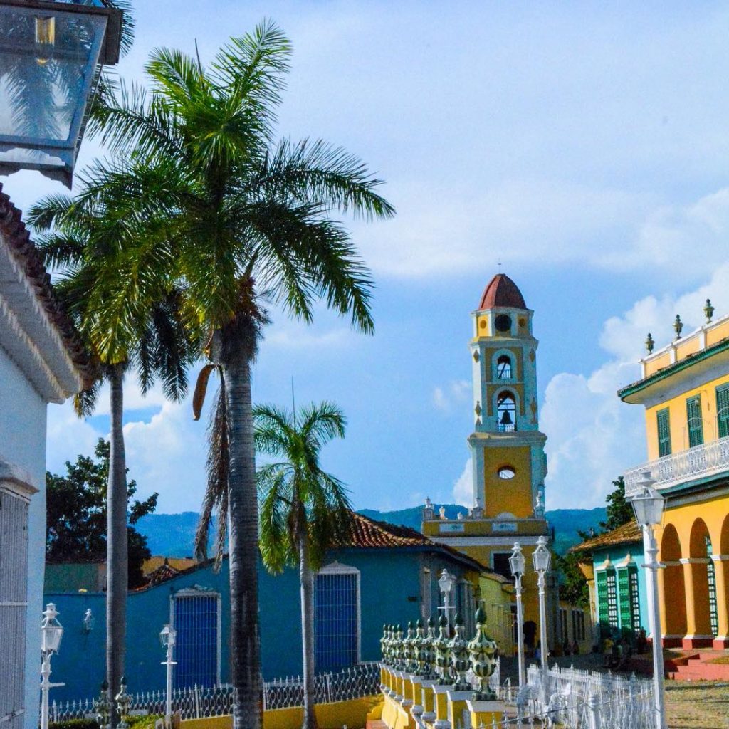 Colors from Trinidad! • • • #ig_cuba #wonderlust #traveladdicted #traveltheglobe #thewanderingtourist #travelforever #travelforlife #travelmood&hellip;