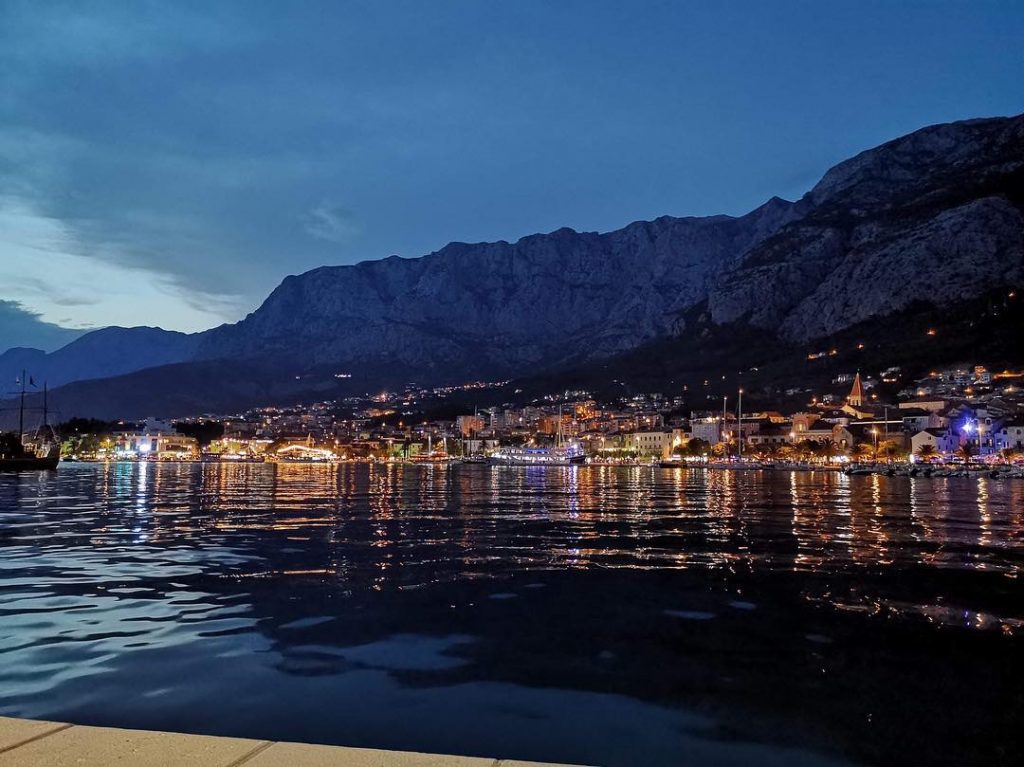 Makarska, Chorwacja???????? #makarska #croatia #makarskariviera #2018 #thebestplaceintheworld #holidays #trip #triplovers #travelers #lovetravel #trojewpodrozy #theplacetobe&hellip;