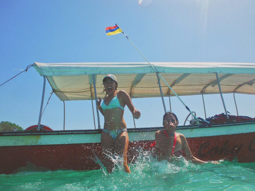 REMEMBER IS TO LIVE AGAIN! #baru #islabaru #baruisland #cartagena #Colombia #travelphotography #travelholic #travelgirl #traveller…