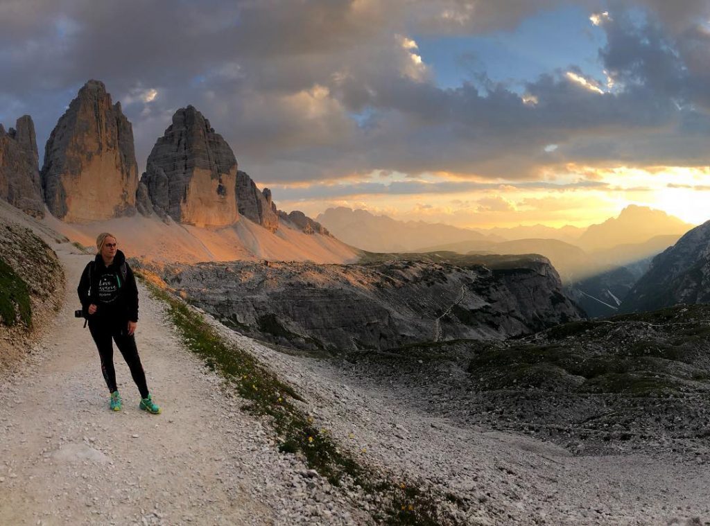 Drei Zinnen Wanderung #südtirol #südtirolerleben #italien #dreizinnen #trecimedilavaredo #atemberaubend #travel #travelphotography #traveldiary_aroundtheworld #travelrepost #iamtb&hellip;