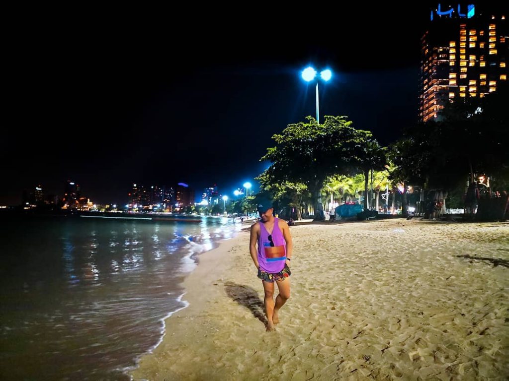 Beaching Me. #japsjourneys #traveloko #japitow #pattaya #beach #thailandia #wheninpattaya #thediscvrr #TravelStoriesPH #TravelStoriesWorld #ikotpilipinas #travel&hellip;