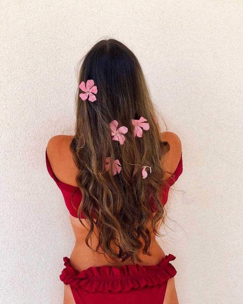 FLOWER CHILD —————————————— #summer #july #croatia #sukošan #sunnydays #goodvibes #summervibes #summergirl #curlyhair #saltyhair #flowerpower&hellip;