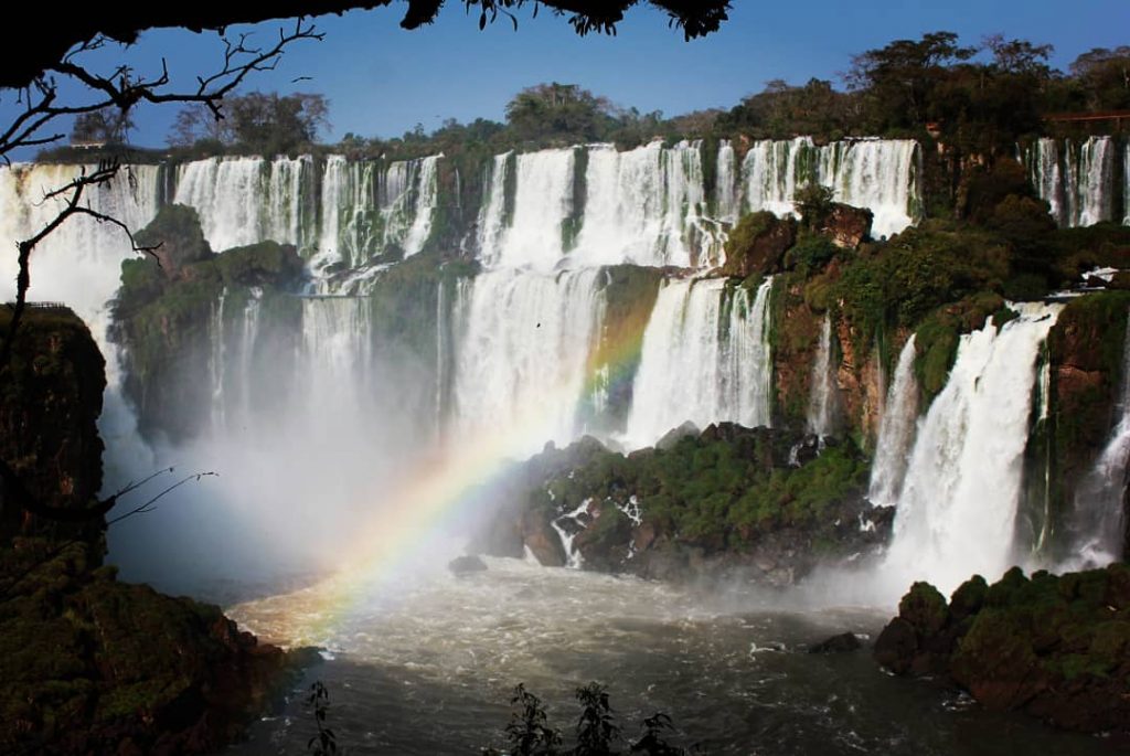 A veces para maravillarnos no necesitamos recorrer grandes distancias. En nuestro país ???????? también&hellip;
