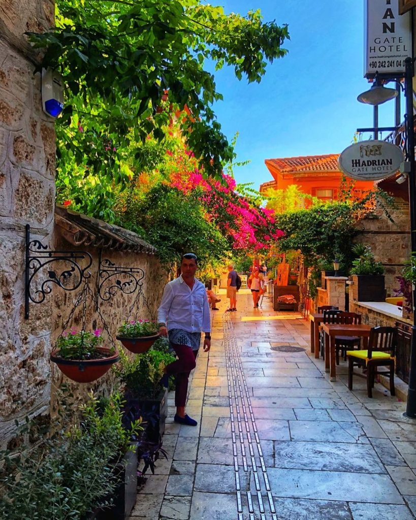 I’ve traveled ‍️4 Continents 40 Country’s ????to 100 Cities in less than 12 years&hellip;