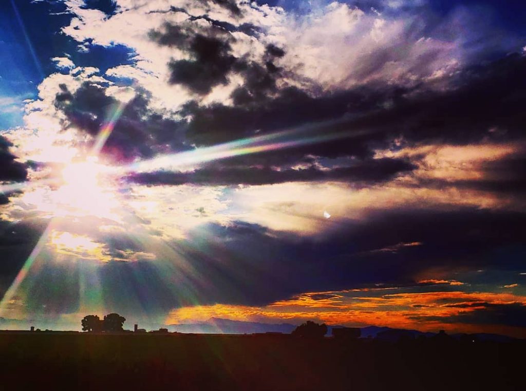 #denver #mountainscape #getlost  #explorer #optoutside  #theworldshotz #createexplore #exploretocreate  #discoverearth #travelphoto #travelworld  #keepexploring #theglobewanderer  #roamtheplanet &hellip;