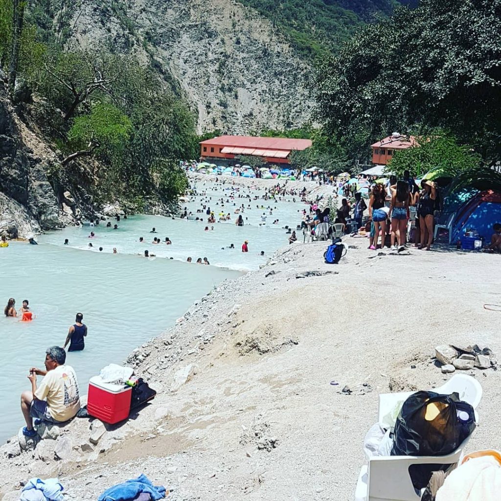 Agua cristalina #demochilazo #vivemexico #vive_mexico #mexicodesconocido #visitmexico #travel #travelrepost #viveamerica #get_repost #repost #traveling #travelling&hellip;